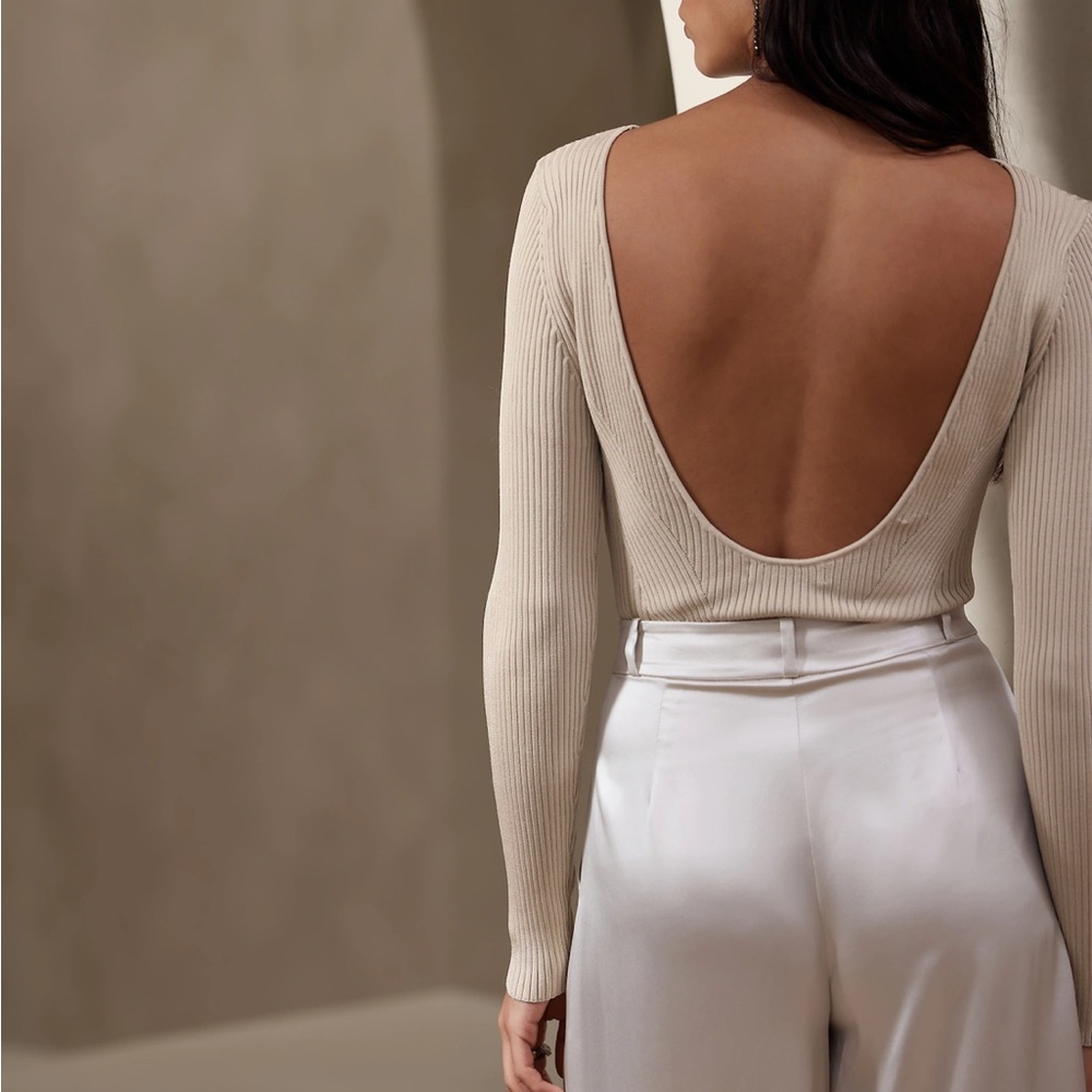 Ines Scoopback sweater